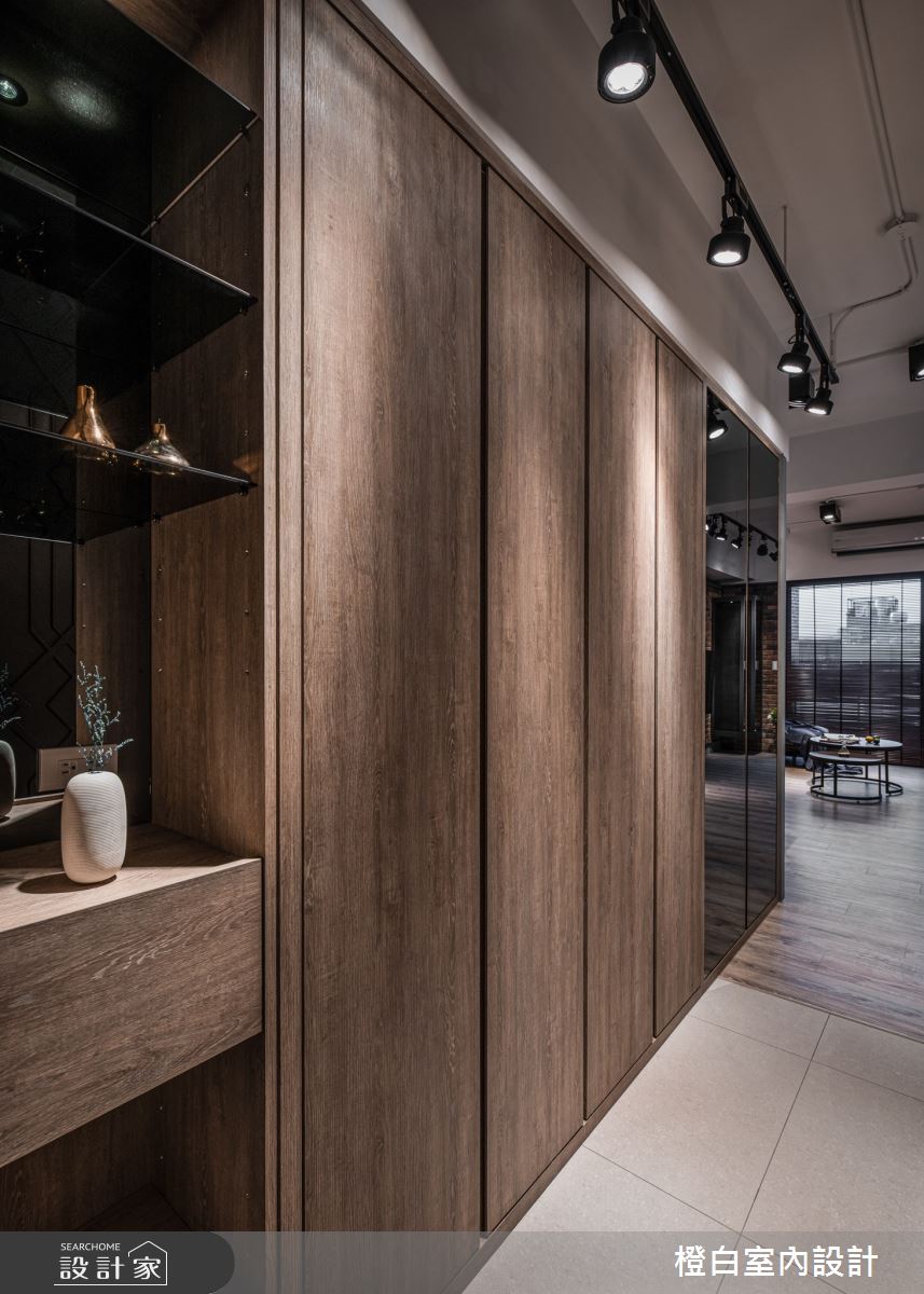 32坪新成屋(5年以下)＿混搭風玄關案例圖片＿橙白室內裝修設計工程有限公司＿橙白_82聚合發艾麗之2