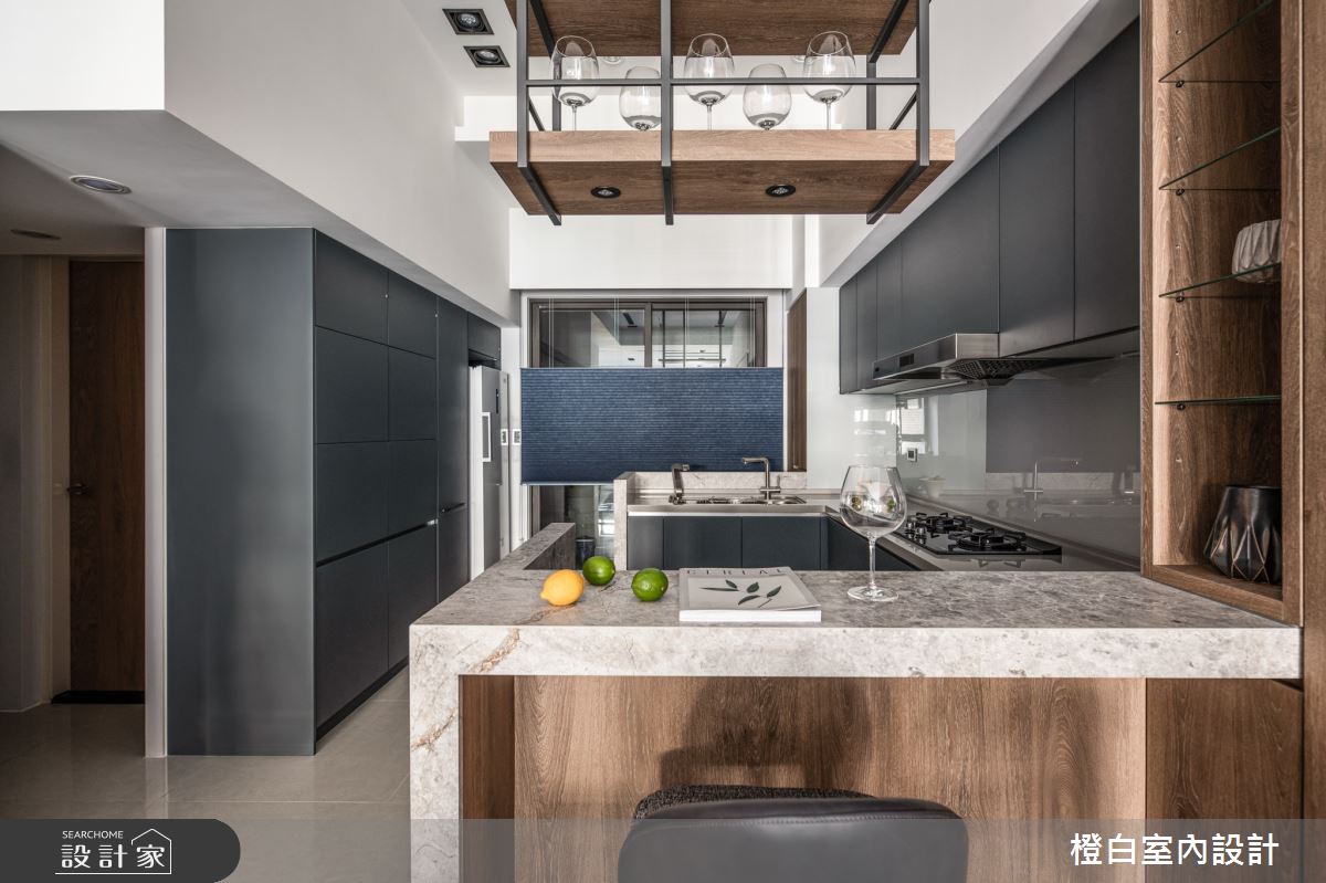 95坪預售屋＿混搭風廚房吧檯案例圖片＿橙白室內裝修設計工程有限公司＿橙白_85宗大陶裡原之18