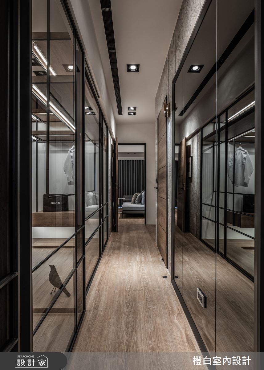 95坪預售屋＿混搭風更衣間案例圖片＿橙白室內裝修設計工程有限公司＿橙白_85宗大陶裡原之49