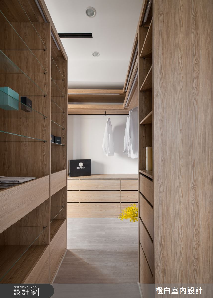 50坪中古屋(5~15年)＿現代風更衣間案例圖片＿橙白室內裝修設計工程有限公司＿橙白_89遠雄四季妍之46