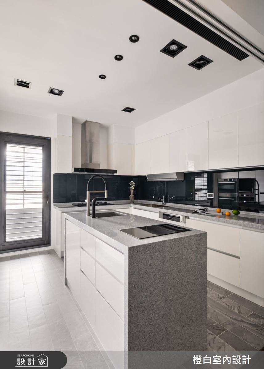 55坪中古屋(5~15年)＿現代風廚房案例圖片＿橙白室內裝修設計工程有限公司＿橙白_90長虹天際之26