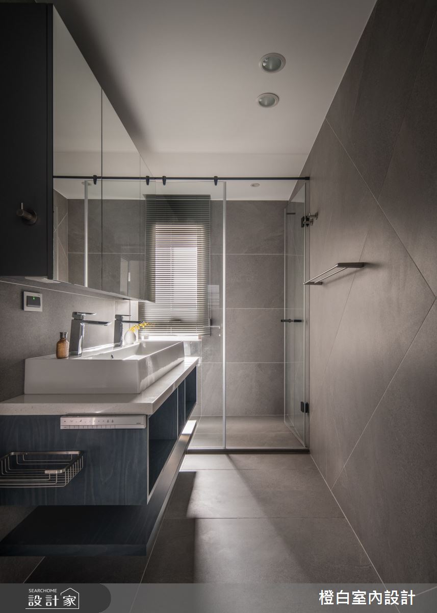 38坪中古屋(5~15年)＿現代風浴室案例圖片＿橙白室內裝修設計工程有限公司＿橙白_99新莊新富邑之71