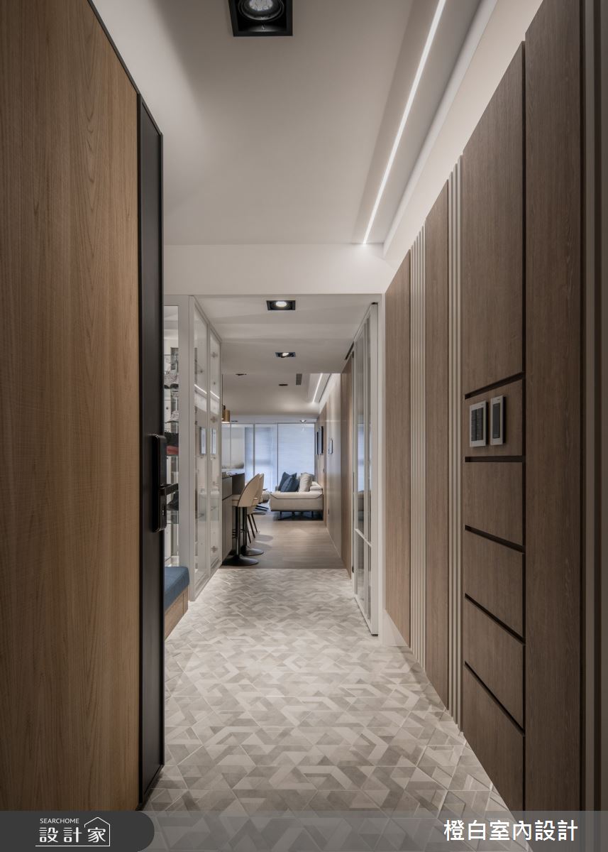 30坪新成屋(5年以下)＿現代風玄關案例圖片＿橙白室內裝修設計工程有限公司＿橙白_103那山階之4