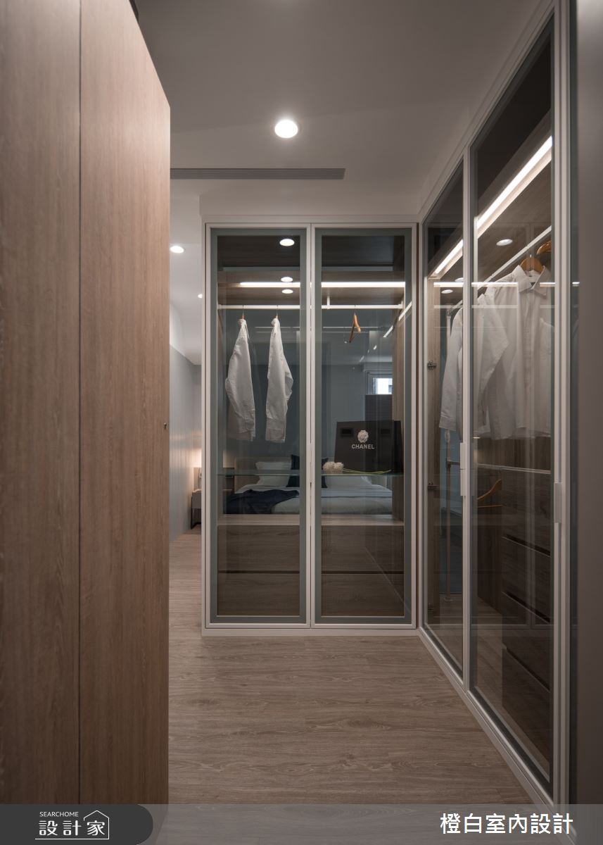 30坪新成屋(5年以下)＿現代風更衣間案例圖片＿橙白室內裝修設計工程有限公司＿橙白_103那山階之48