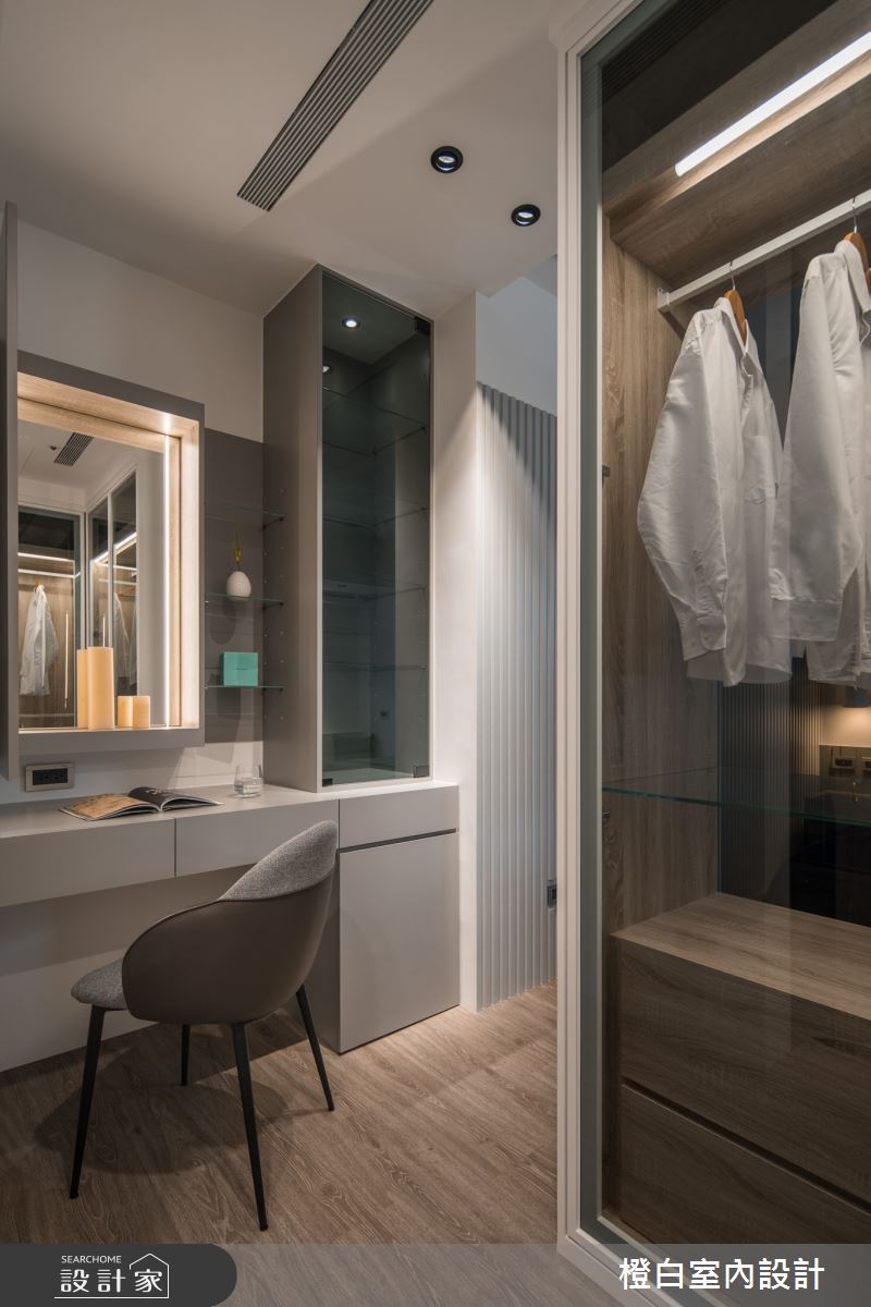 30坪新成屋(5年以下)＿現代風更衣間案例圖片＿橙白室內裝修設計工程有限公司＿橙白_103那山階之50