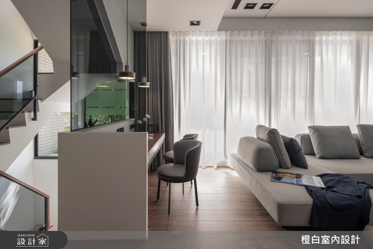 75坪毛胚屋＿現代風客廳樓梯工作區案例圖片＿橙白室內裝修設計工程有限公司＿橙白_104美麗山林之19
