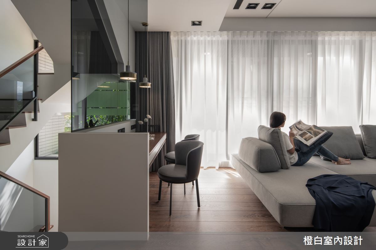 75坪毛胚屋＿現代風客廳樓梯案例圖片＿橙白室內裝修設計工程有限公司＿橙白_104美麗山林之21