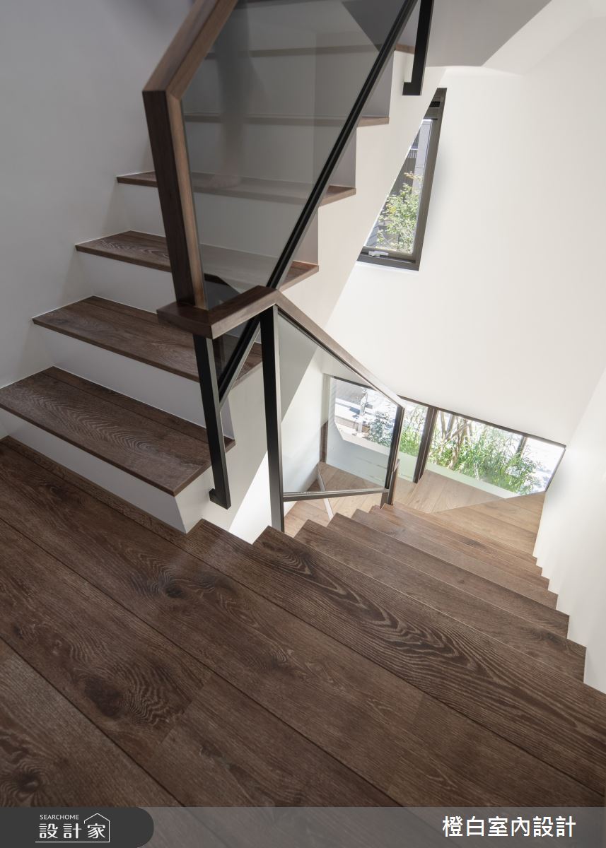 75坪毛胚屋＿現代風樓梯案例圖片＿橙白室內裝修設計工程有限公司＿橙白_104美麗山林之41
