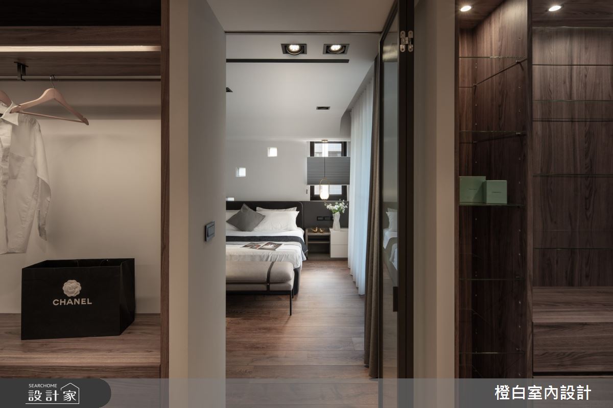 75坪毛胚屋＿現代風臥室更衣間案例圖片＿橙白室內裝修設計工程有限公司＿橙白_104美麗山林之50