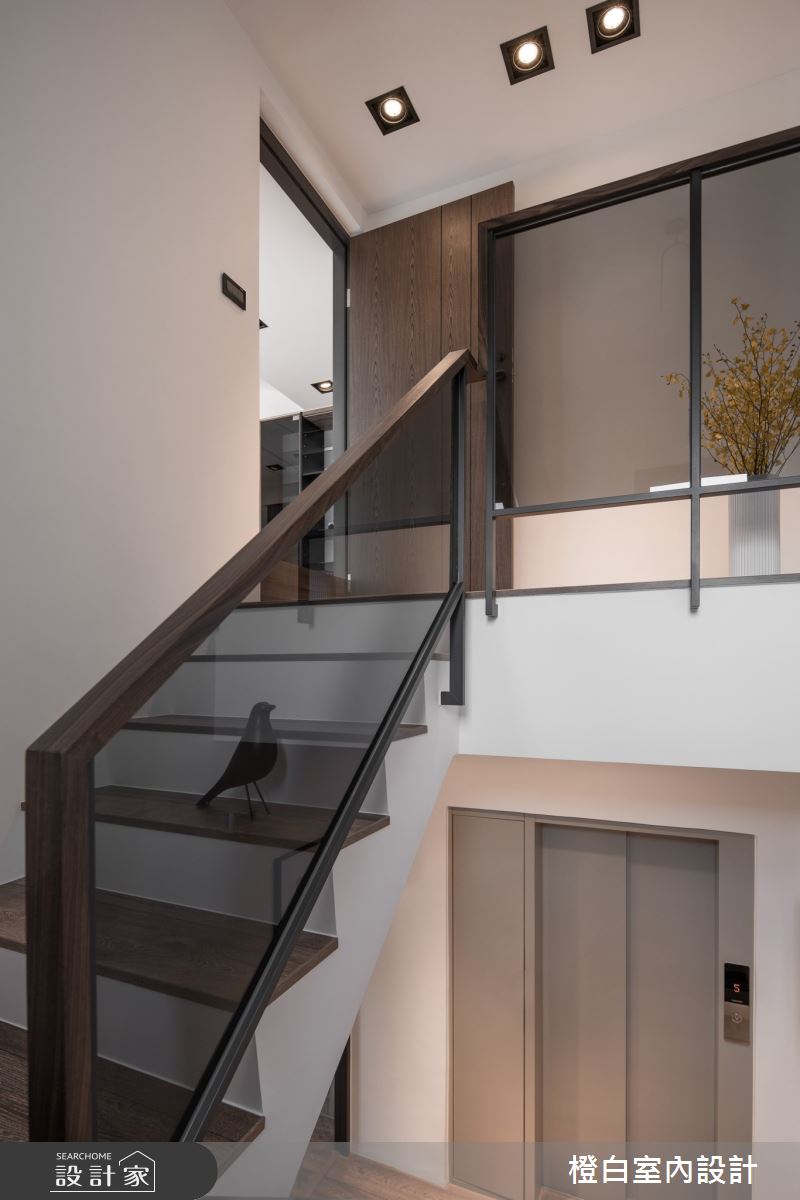 75坪毛胚屋＿現代風樓梯案例圖片＿橙白室內裝修設計工程有限公司＿橙白_104美麗山林之72