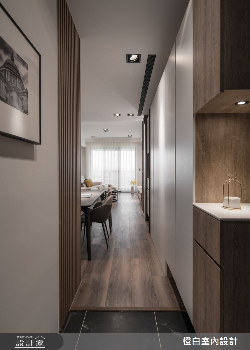 30坪中古屋(5~15年)＿混搭風玄關案例圖片＿橙白室內裝修設計工程有限公司＿橙白_106遠雄百富之3