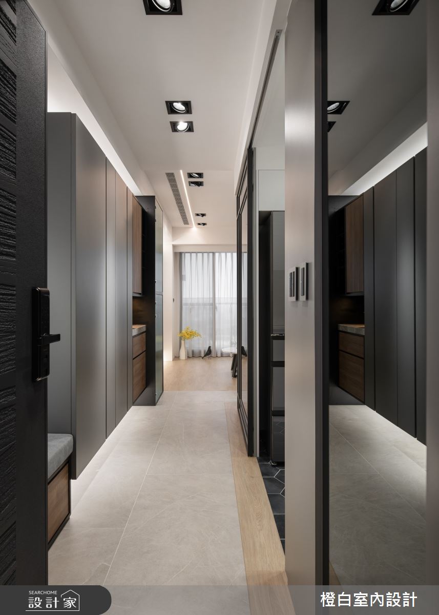 20坪新成屋(5年以下)＿混搭風玄關案例圖片＿橙白室內裝修設計工程有限公司＿橙白_107水湳國聚之2