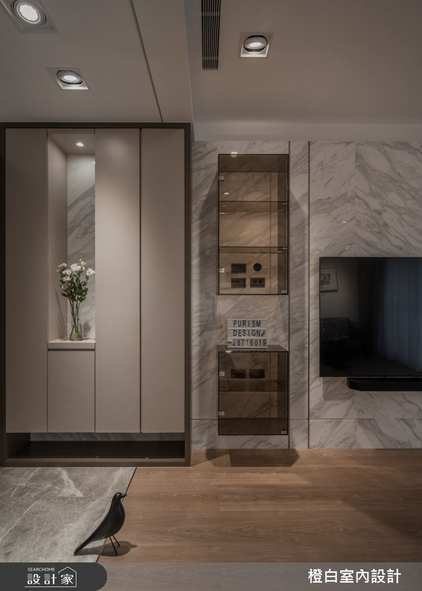 42坪中古屋(5~15年)＿現代風玄關客廳案例圖片＿橙白室內裝修設計工程有限公司＿橙白_109新富邑之6