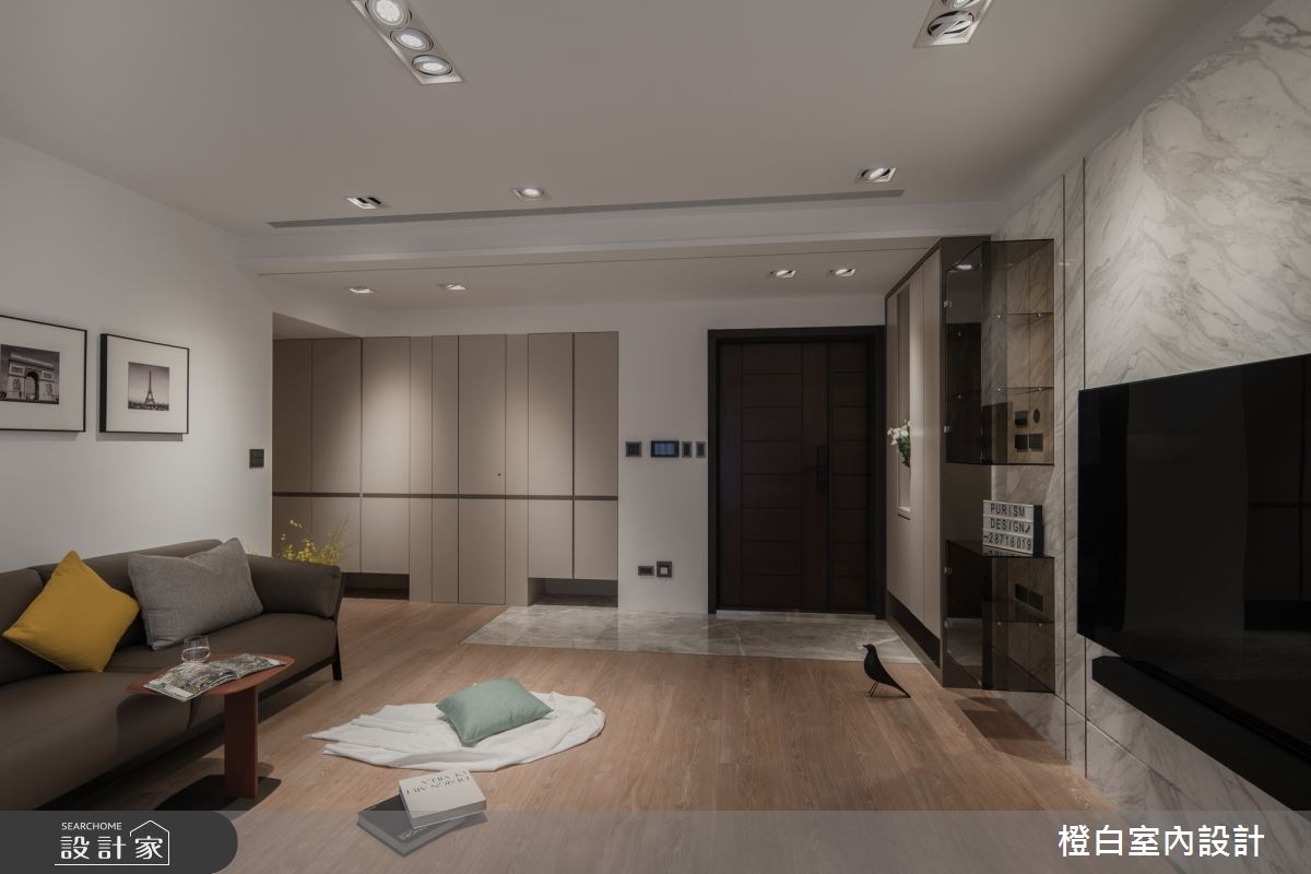 42坪中古屋(5~15年)＿現代風玄關客廳案例圖片＿橙白室內裝修設計工程有限公司＿橙白_109新富邑之1