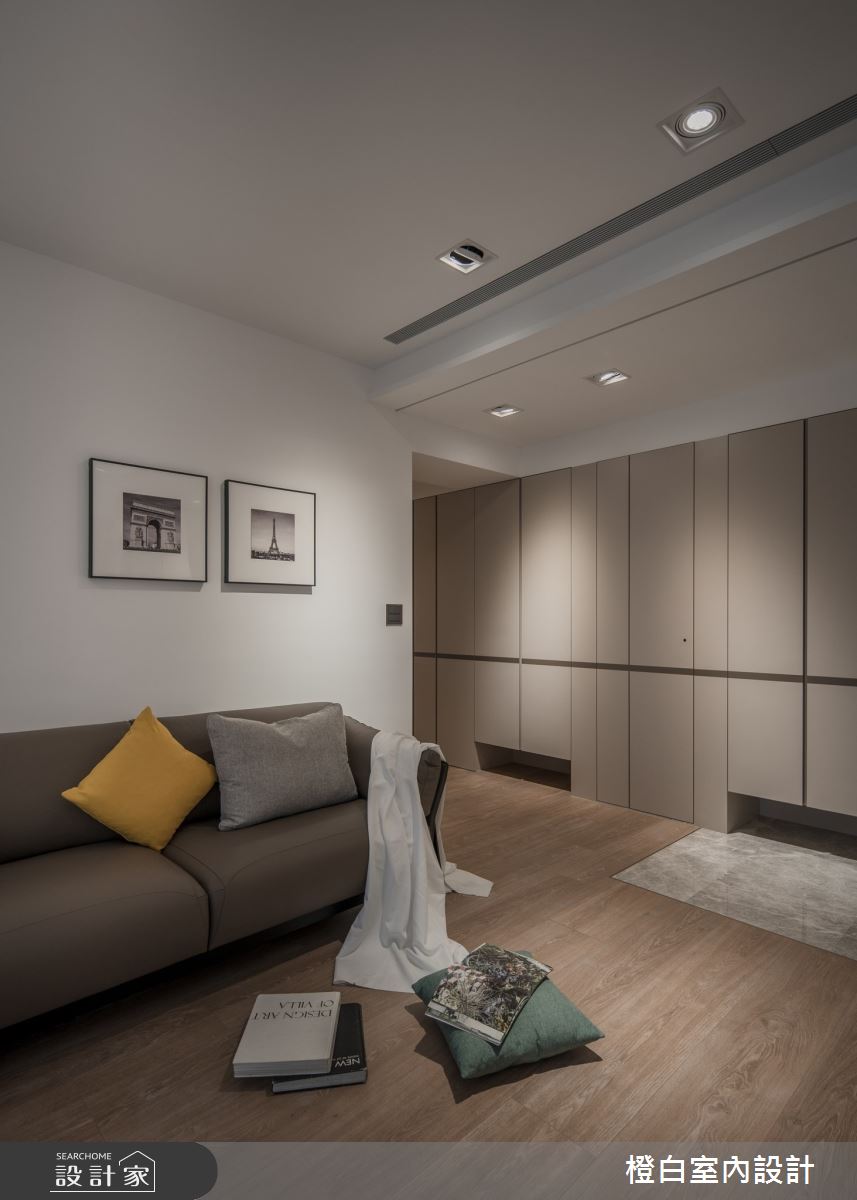 42坪中古屋(5~15年)＿現代風客廳案例圖片＿橙白室內裝修設計工程有限公司＿橙白_109新富邑之21