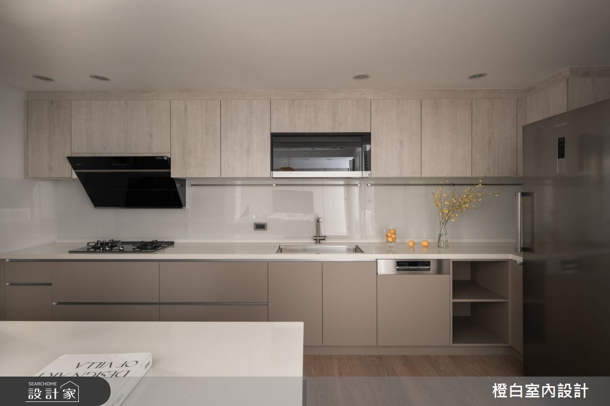 42坪中古屋(5~15年)＿現代風廚房中島案例圖片＿橙白室內裝修設計工程有限公司＿橙白_109新富邑之47