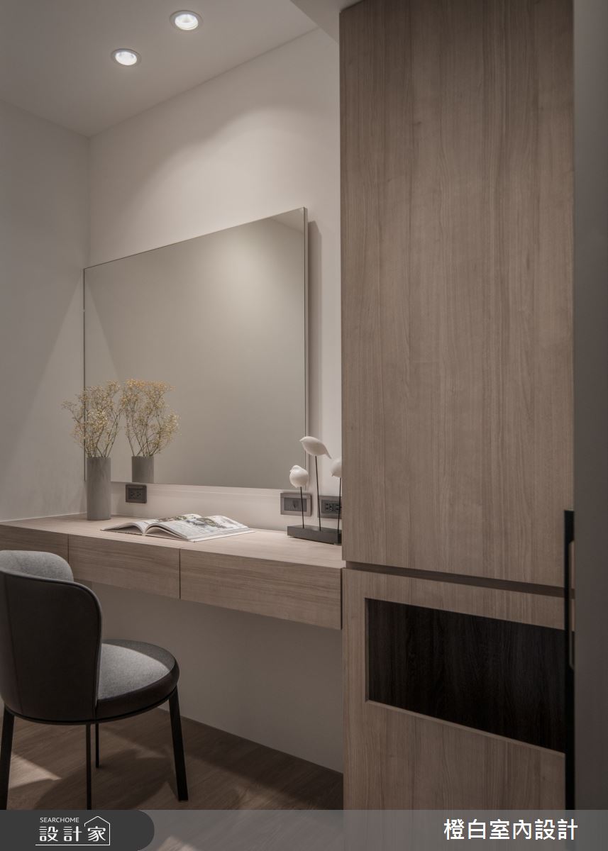 42坪中古屋(5~15年)＿現代風更衣間案例圖片＿橙白室內裝修設計工程有限公司＿橙白_109新富邑之63