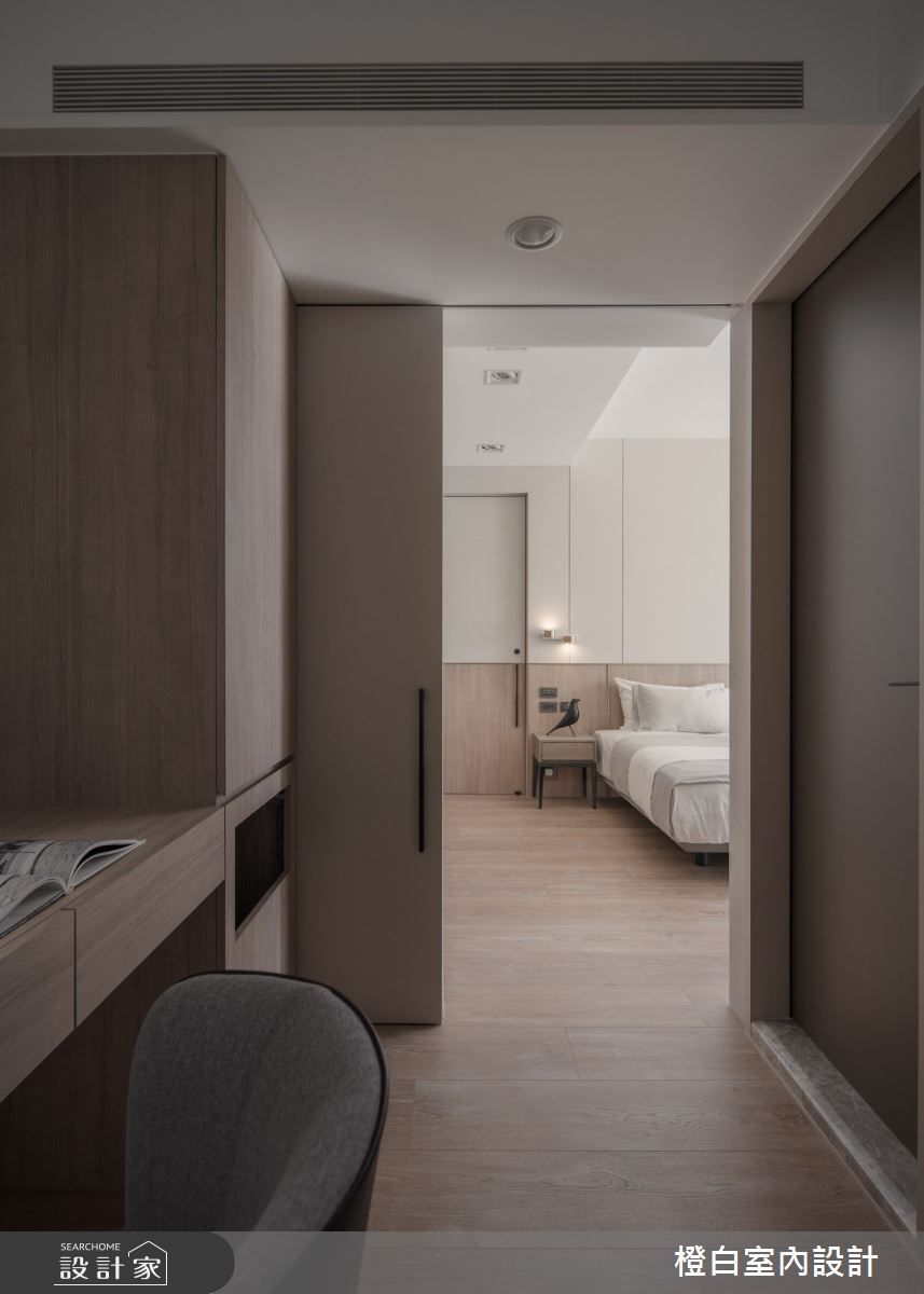 42坪中古屋(5~15年)＿現代風更衣間案例圖片＿橙白室內裝修設計工程有限公司＿橙白_109新富邑之62