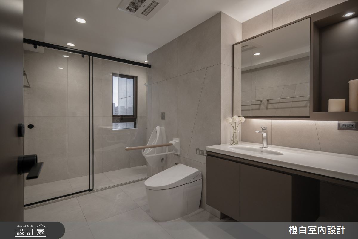 42坪中古屋(5~15年)＿現代風浴室案例圖片＿橙白室內裝修設計工程有限公司＿橙白_109新富邑之71