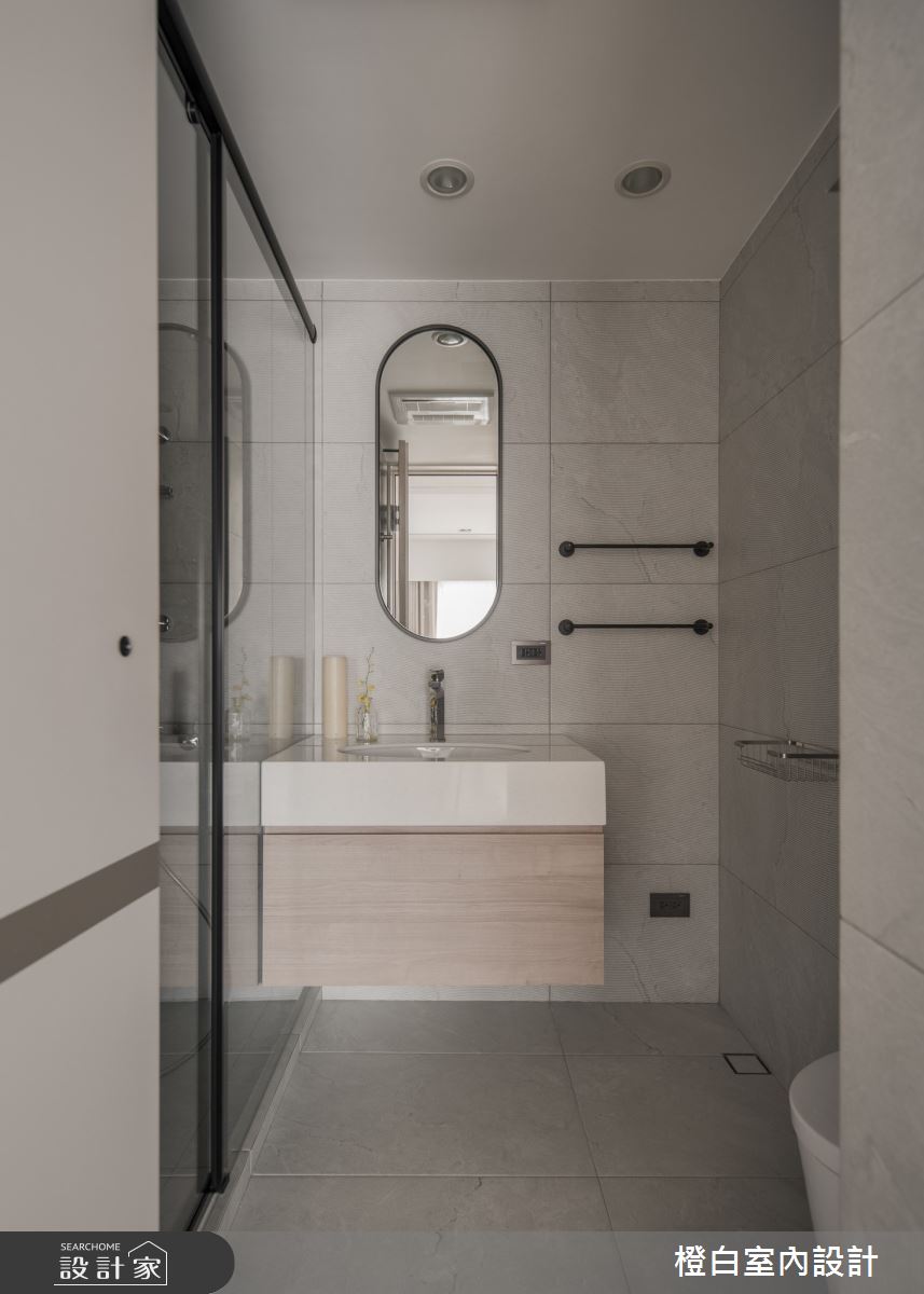 42坪中古屋(5~15年)＿現代風浴室案例圖片＿橙白室內裝修設計工程有限公司＿橙白_109新富邑之80