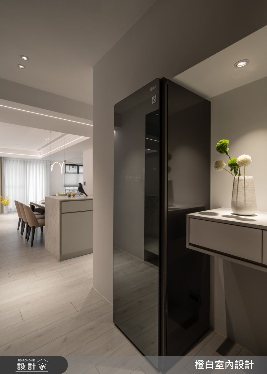 27坪新成屋(5年以下)＿現代風玄關案例圖片＿橙白室內裝修設計工程有限公司＿橙白_110美麗華大方之2