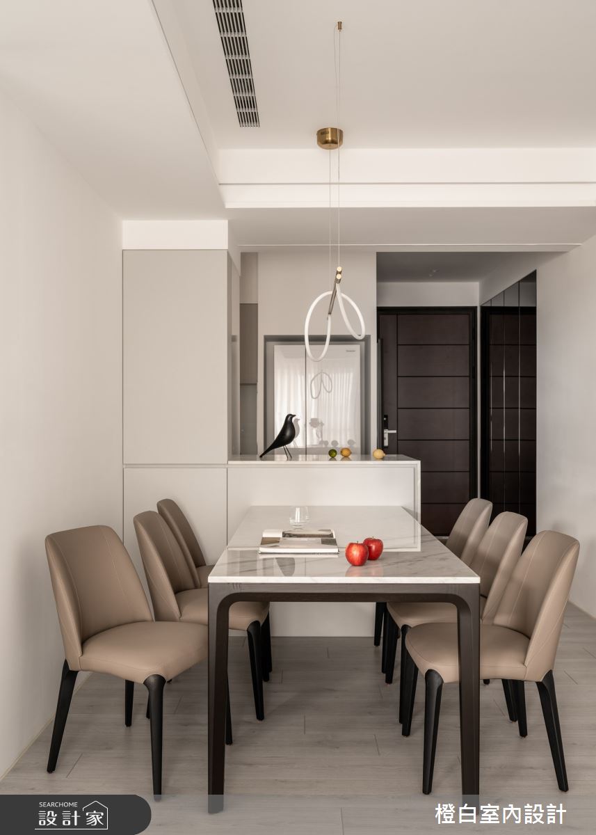 27坪新成屋(5年以下)＿現代風玄關餐廳中島案例圖片＿橙白室內裝修設計工程有限公司＿橙白_110美麗華大方之14