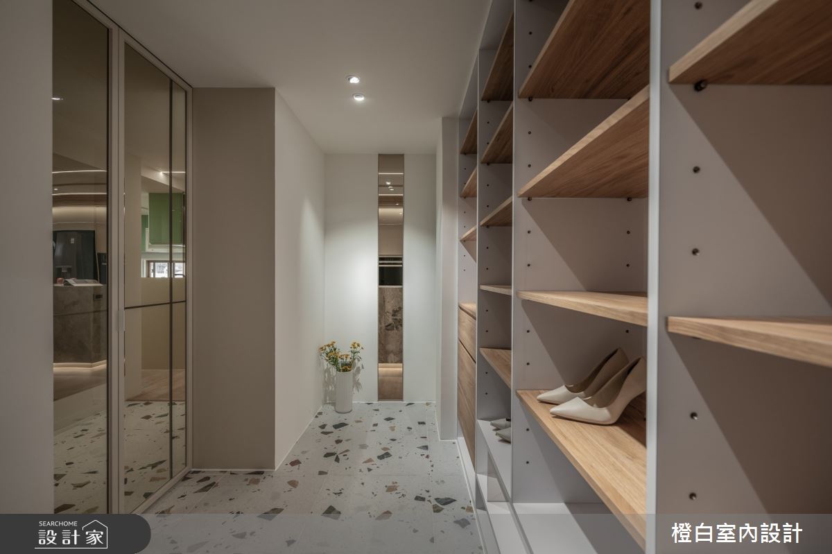 57坪老屋(16~30年)＿現代風玄關案例圖片＿橙白室內裝修設計工程有限公司＿橙白_111人文臻邸之1