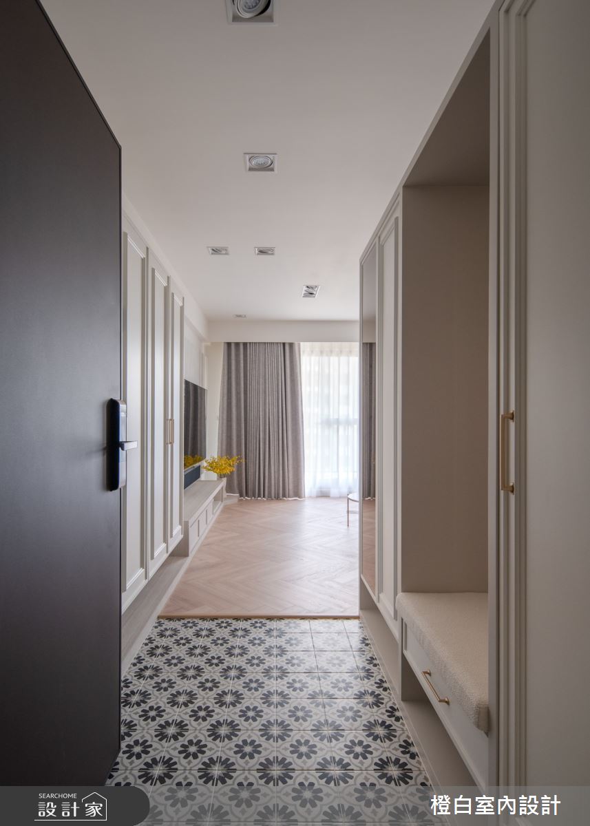 30坪新成屋(5年以下)＿法式奶油風玄關案例圖片＿橙白室內裝修設計工程有限公司＿橙白_112益騏福爾摩沙之1
