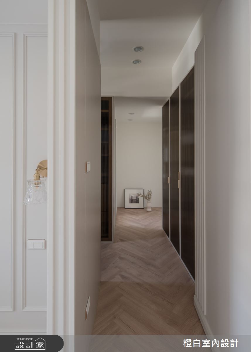 30坪新成屋(5年以下)＿法式奶油風更衣間案例圖片＿橙白室內裝修設計工程有限公司＿橙白_112益騏福爾摩沙之58