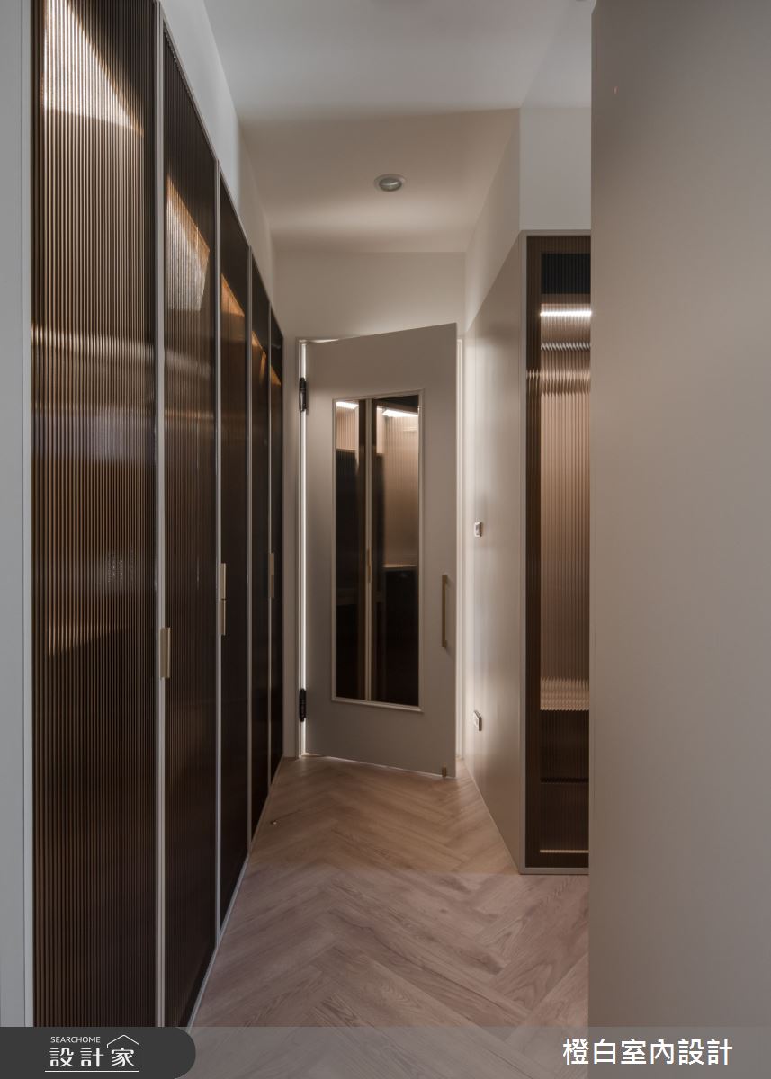 30坪新成屋(5年以下)＿法式奶油風更衣間案例圖片＿橙白室內裝修設計工程有限公司＿橙白_112益騏福爾摩沙之61