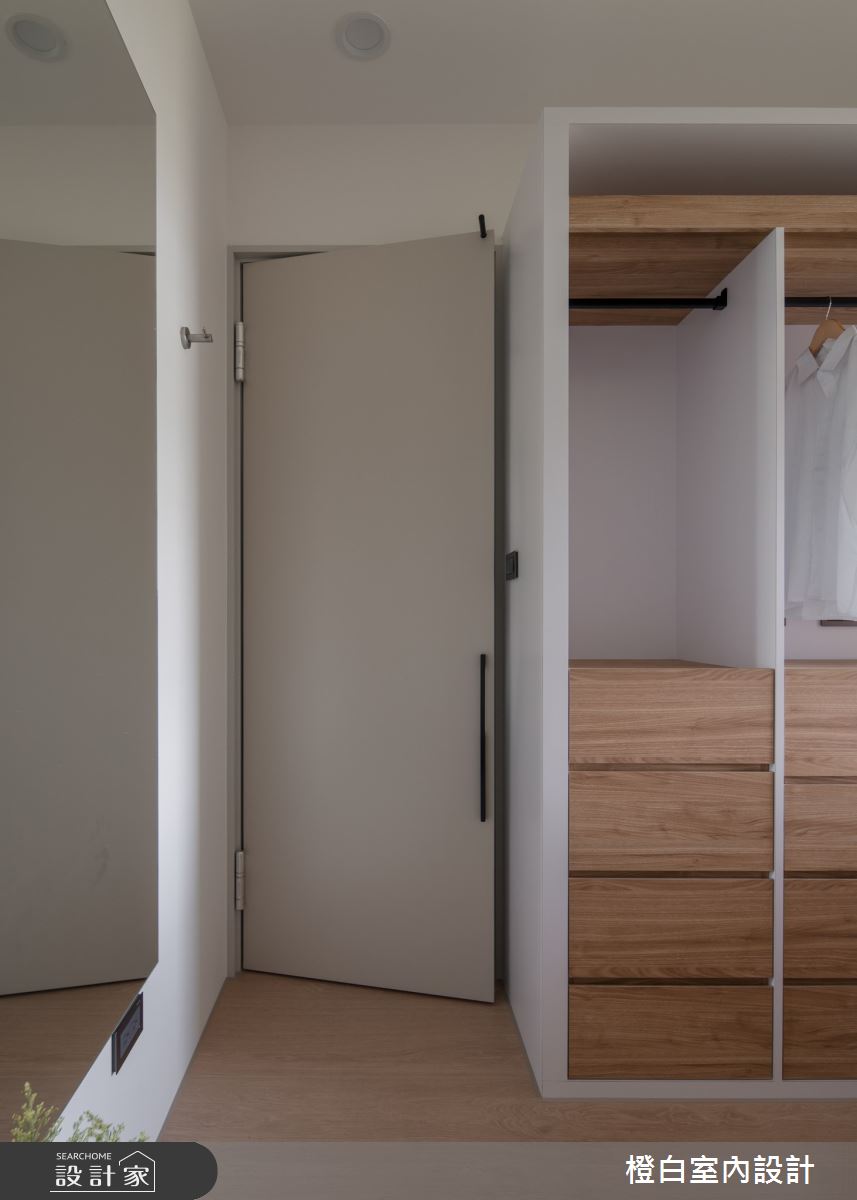 26坪新成屋(5年以下)＿混搭風更衣間案例圖片＿橙白室內裝修設計工程有限公司＿橙白_114富宇上城之32