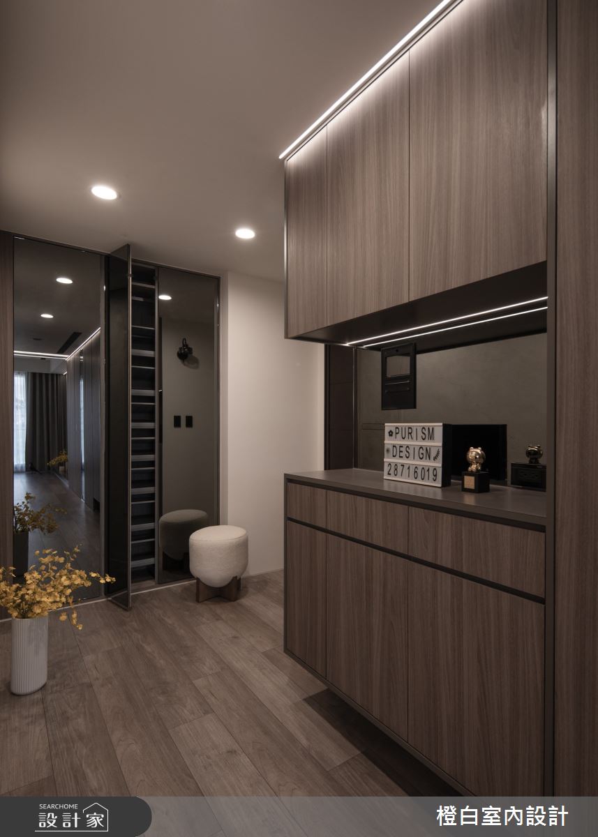 27坪新成屋(5年以下)＿北歐簡約風玄關案例圖片＿橙白室內裝修設計工程有限公司＿橙白_115文山元利森活之14