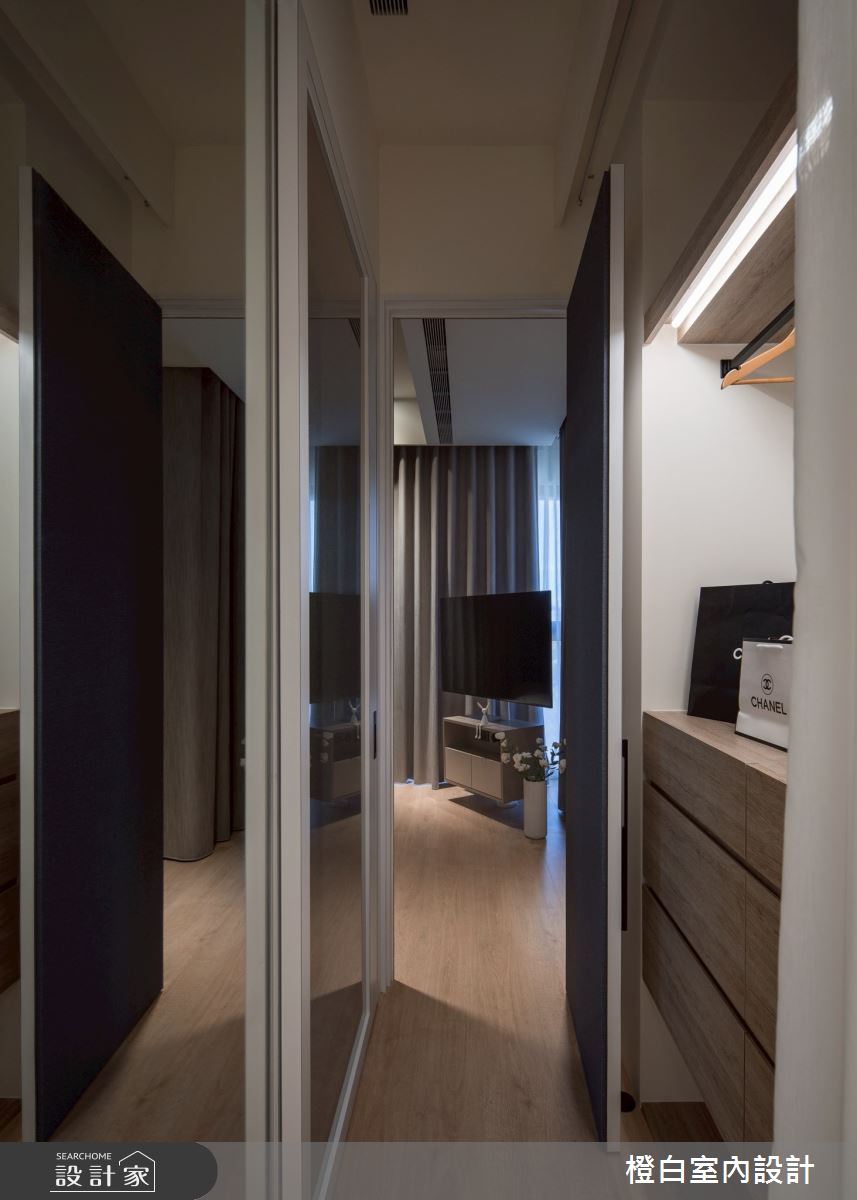 29坪新成屋(5年以下)＿現代風更衣間案例圖片＿橙白室內裝修設計工程有限公司＿橙白_118文山元利森活_現代風之53