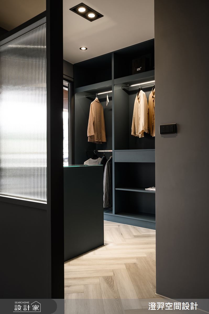 35坪老屋(16~30年)＿現代風更衣間案例圖片＿澄羿空間設計＿澄羿_弦月之17
