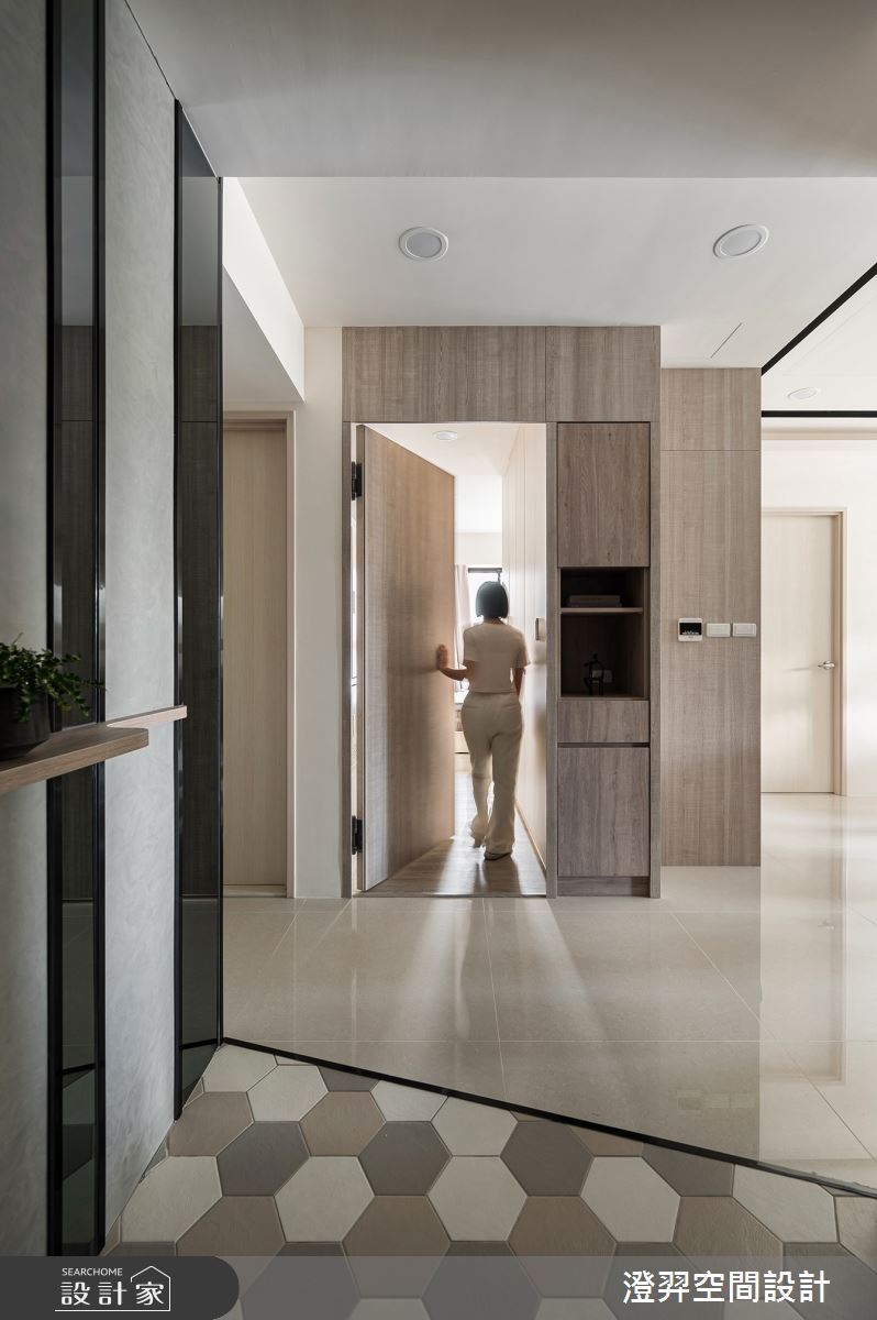 21坪新成屋(5年以下)＿現代風玄關案例圖片＿澄羿空間設計＿澄羿_浮金之3