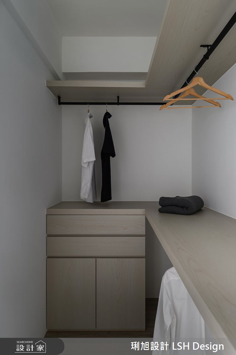 25坪老屋(16~30年)＿現代風更衣間案例圖片＿琍旭室內裝修設計＿琍旭_慢奏灰白之51