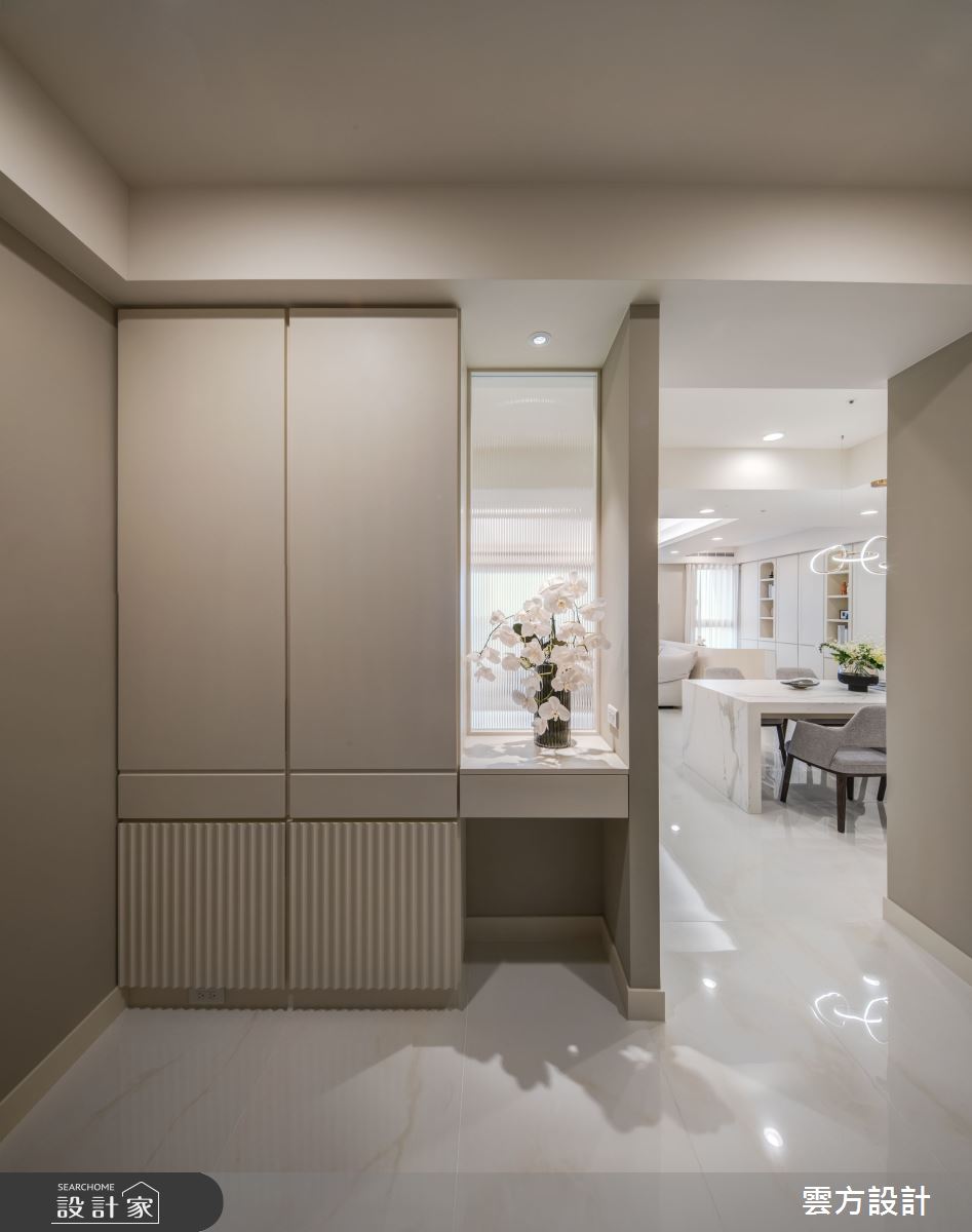 55坪毛胚屋＿新古典玄關案例圖片＿雲方設計＿雲方_迷人序曲開啟新義式古典之2