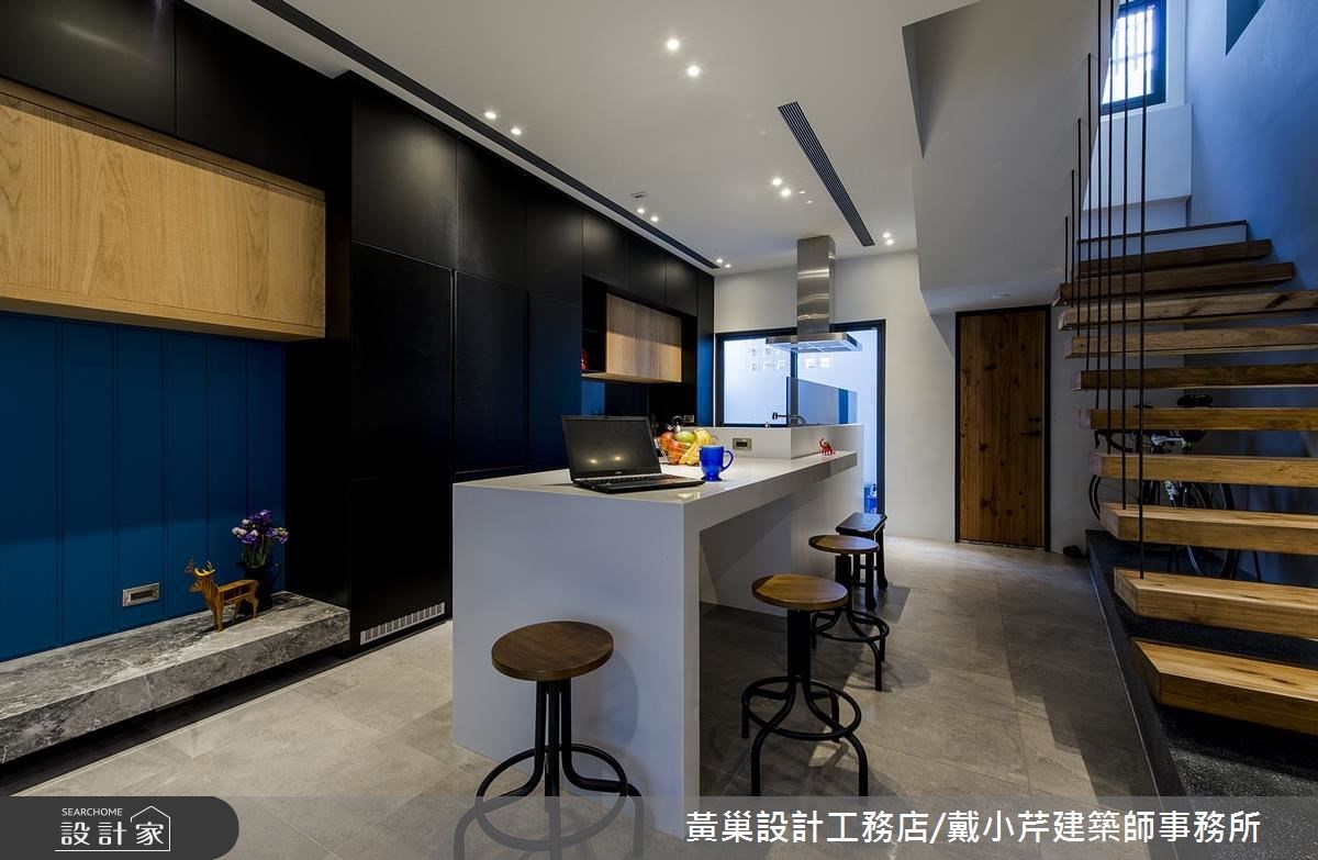 70坪＿現代風吧檯樓梯案例圖片＿黃巢設計工務店/戴小芹建築師事務所＿黃巢_44之19