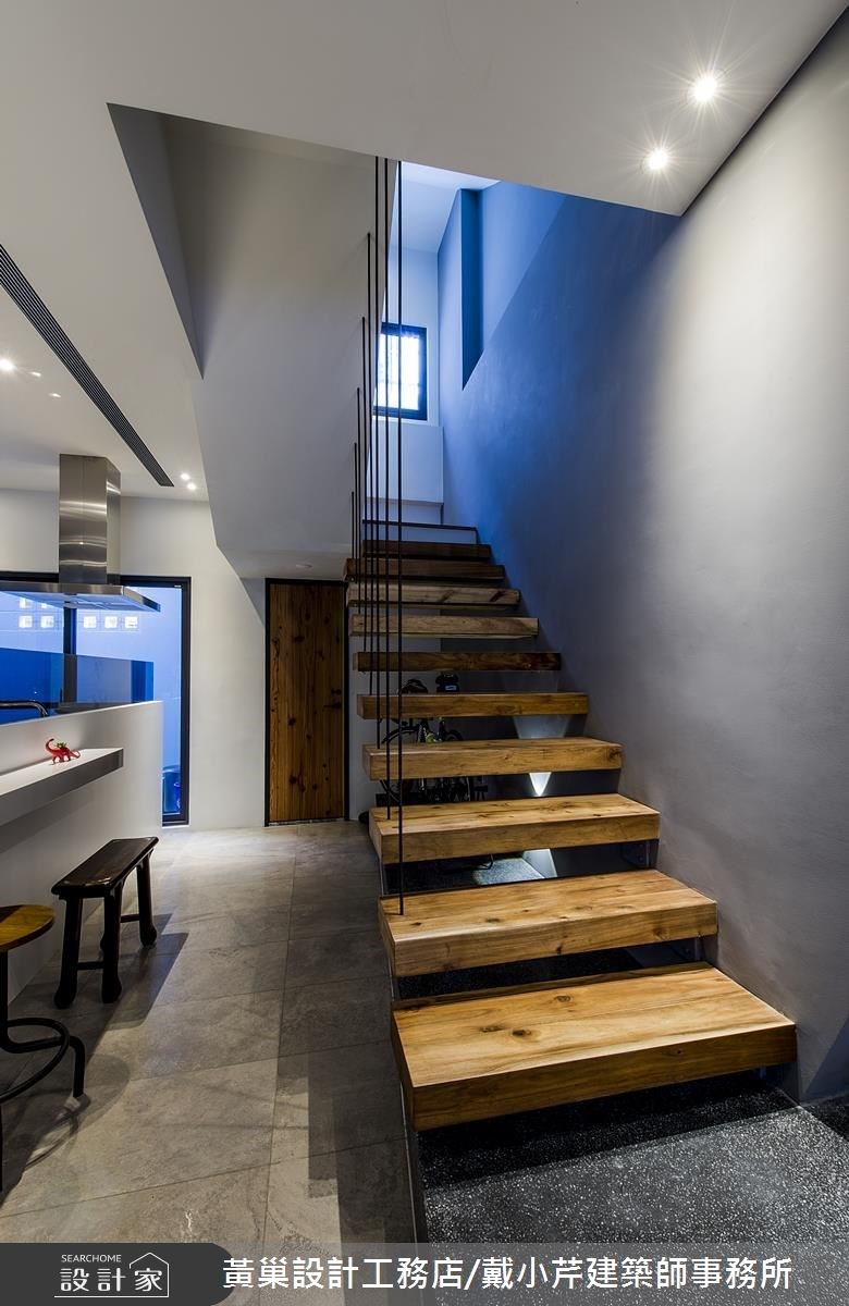70坪＿現代風吧檯樓梯案例圖片＿黃巢設計工務店/戴小芹建築師事務所＿黃巢_44之25