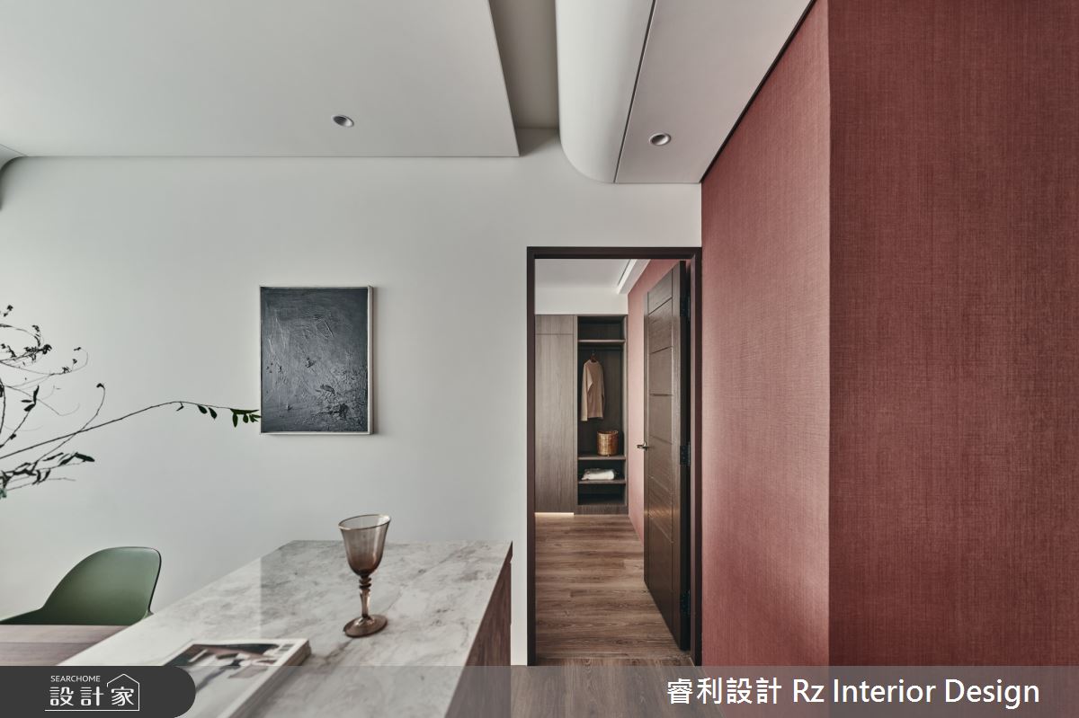 18坪新成屋(5年以下)＿混搭風餐廳中島案例圖片＿睿利設計＿睿利_02.雲霧裡的紅霓分層之7