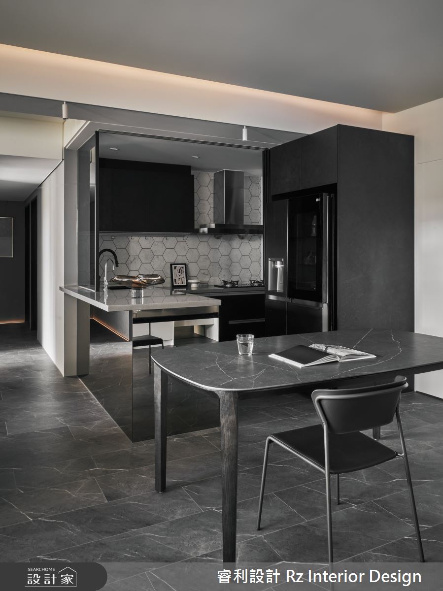 30坪新古屋(10年以下)＿混搭風餐廳廚房中島案例圖片＿睿利設計＿睿利_20.星殞之間之12