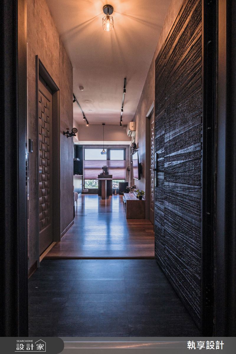 22坪新古屋(10年以下)＿工業風玄關客廳案例圖片＿執享設計＿執享_爵色尊品之4