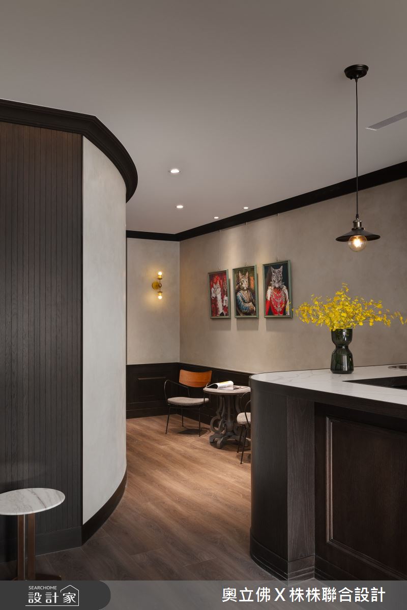 70坪老屋(31~40年)＿英式風商業空間案例圖片＿奧立佛x 株株聯合設計＿奧立佛x 株株_凝醫美學診所｜高雄之9