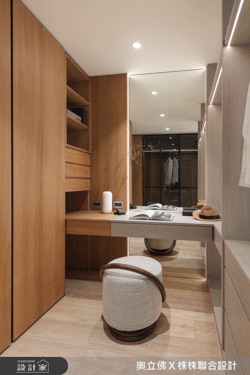 116坪毛胚屋＿現代日式風更衣間案例圖片＿奧立佛x 株株聯合設計＿奧立佛x 株株_遠雄THE ONE｜高雄L宅之25