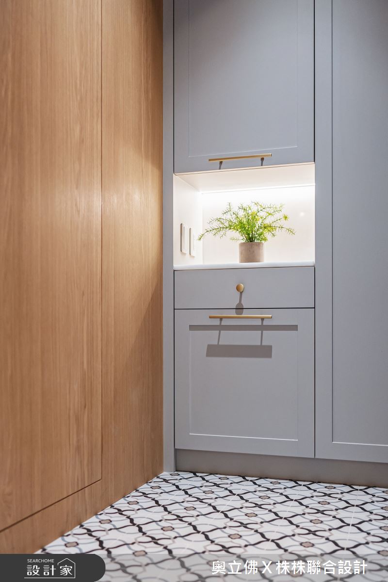 39坪新成屋(5年以下)＿混搭風玄關案例圖片＿奧立佛x 株株聯合設計＿奧立佛x 株株_J Modern｜高雄L宅之20