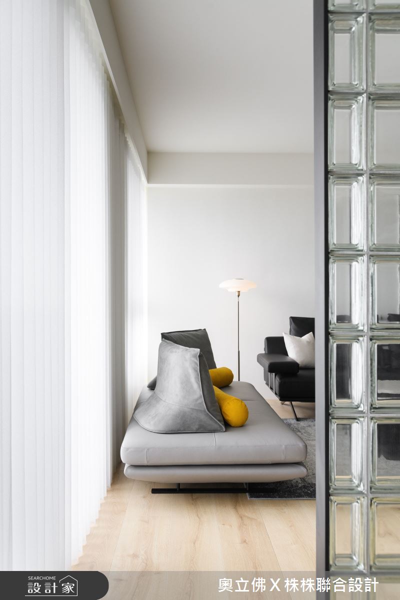 76坪新成屋(5年以下)＿混搭風客廳案例圖片＿奧立佛x 株株聯合設計＿奧立佛x 株株_鳳凰會｜高雄Ｔ宅之5