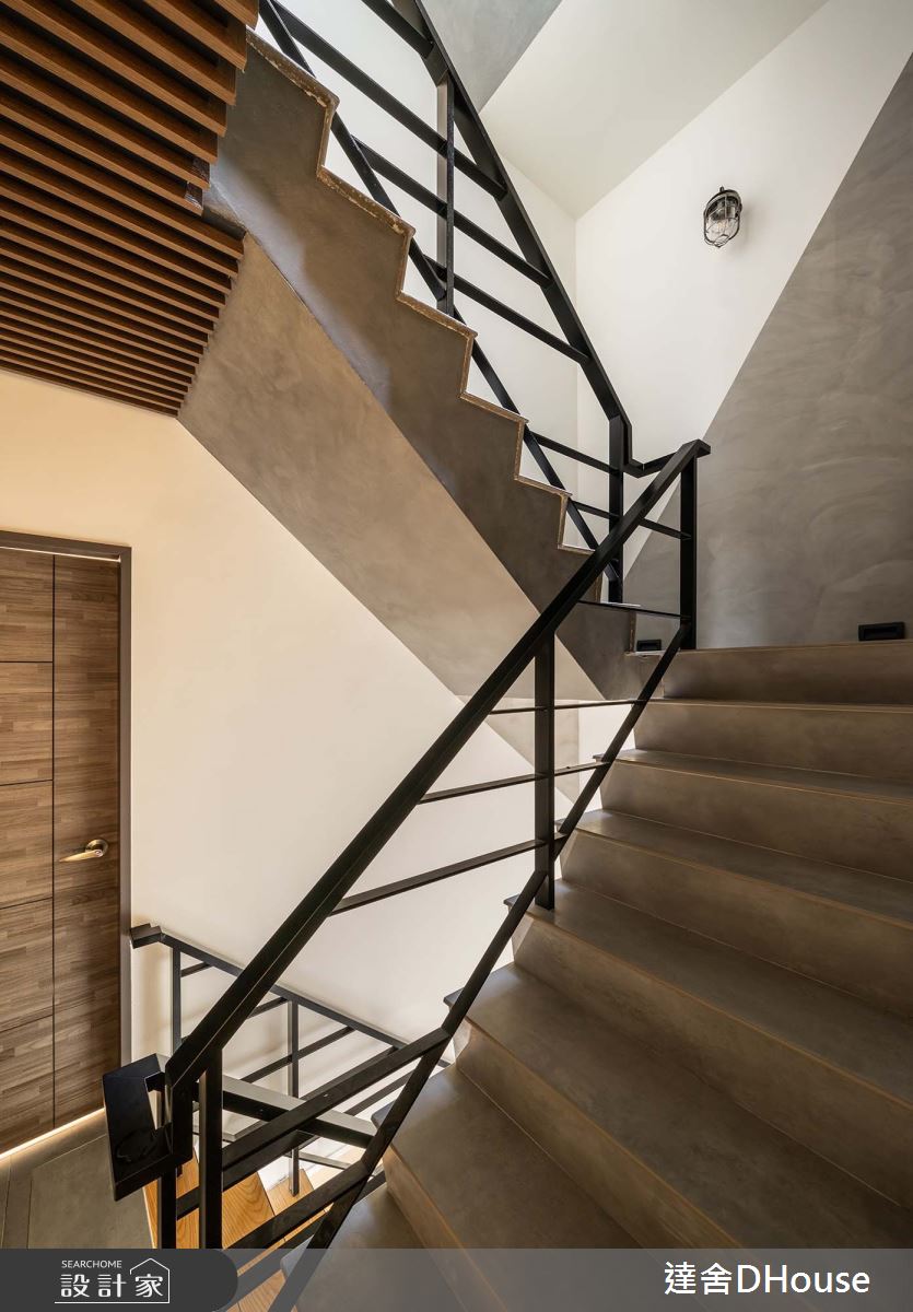 老屋(50年以上)＿混搭風樓梯案例圖片＿達舍創研所＿達舍_起點。スタート之20