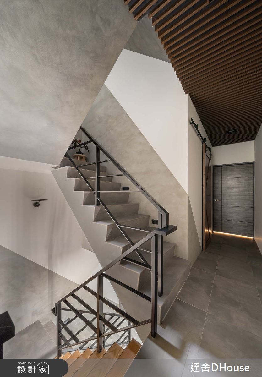 老屋(50年以上)＿混搭風樓梯案例圖片＿達舍創研所＿達舍_起點。スタート之23