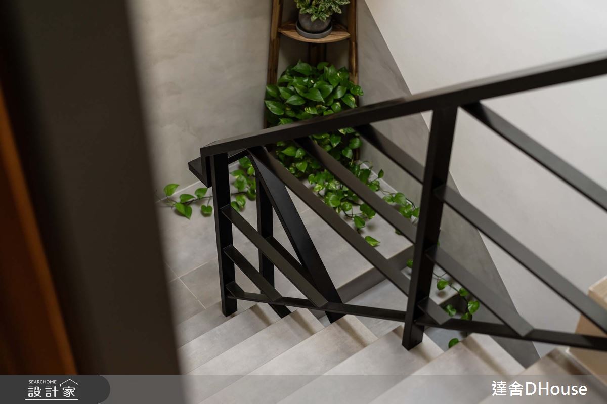 老屋(50年以上)＿混搭風樓梯案例圖片＿達舍創研所＿達舍_起點。スタート之37