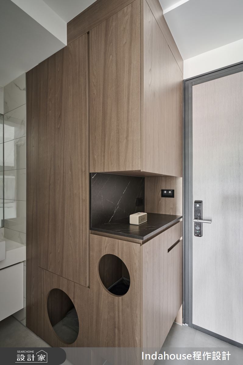 7坪新成屋(5年以下)＿現代風玄關案例圖片＿Indahouse程作設計＿程作_【Residence】No.012 Chen House Taipei之2